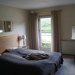 Superior Zimmer mit Kingsize-Bett